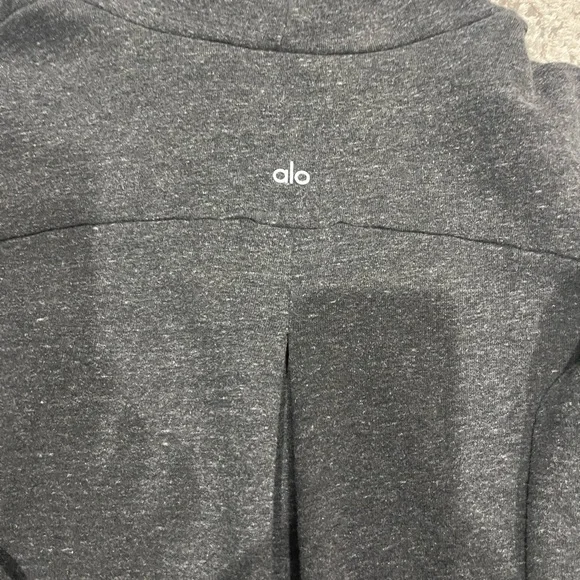 Alo Yoga Haze Pullover Sweatshirt - Picture 3 of 5